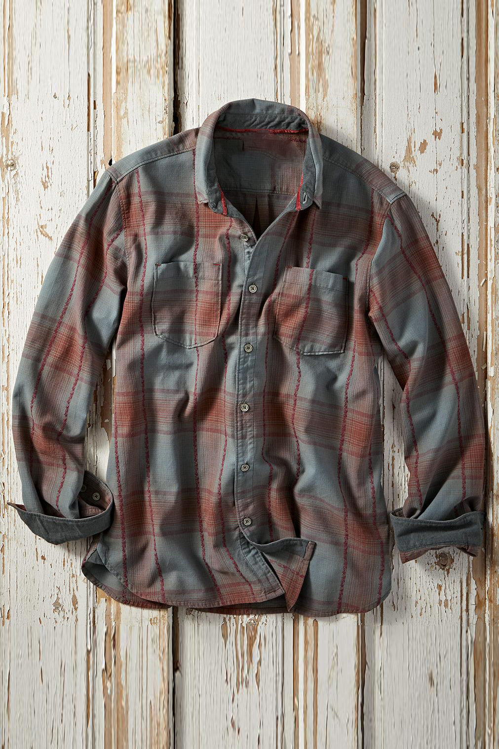 Retro Checked Button Down Long Sleeve Shirt